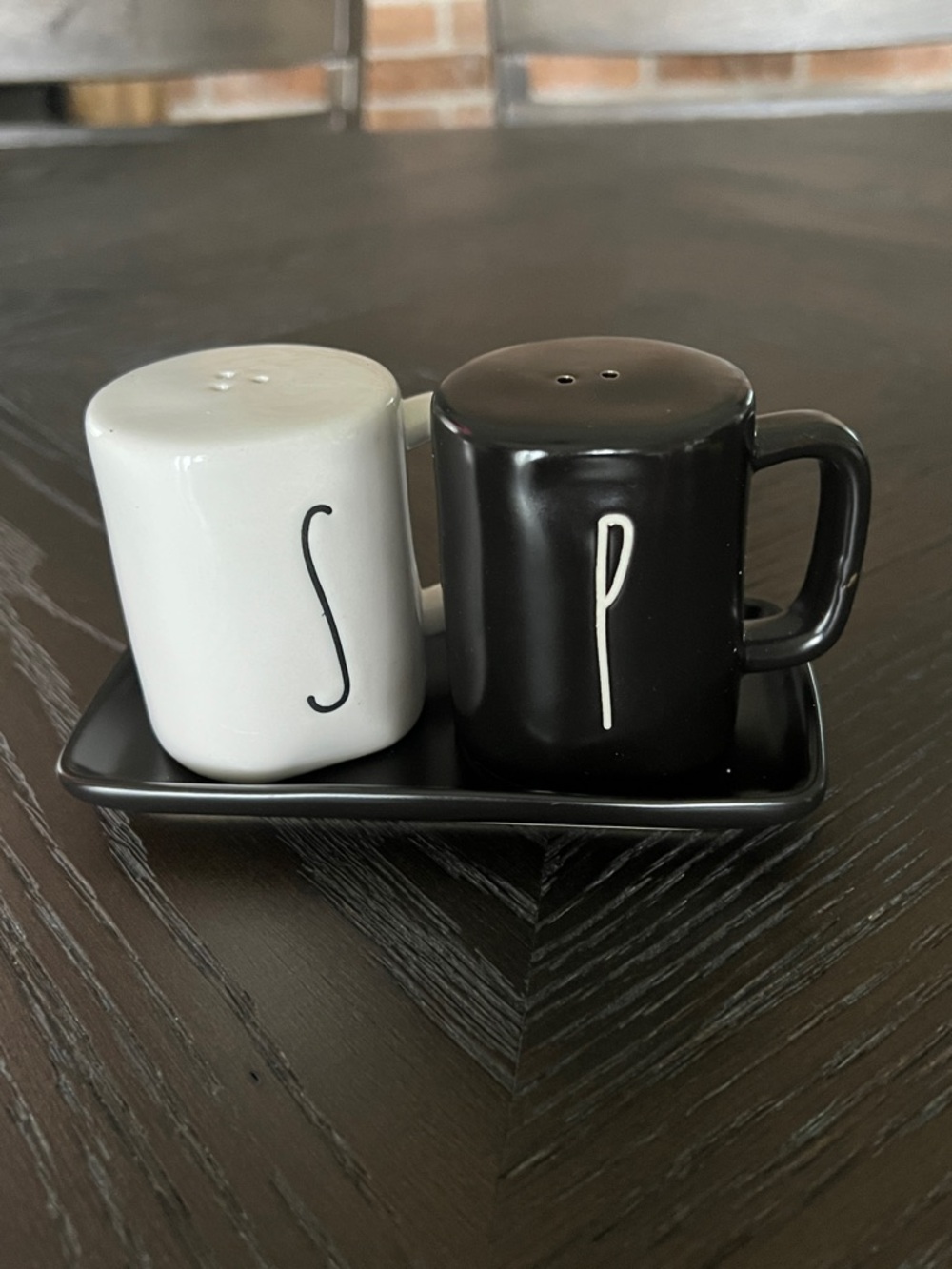 Rae Dunn Salt & Pepper Shakers.